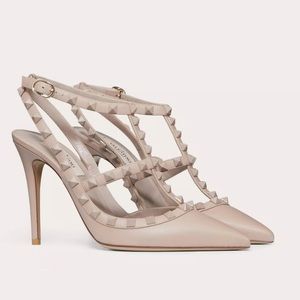 Valentino Rockstud Tonal Pump